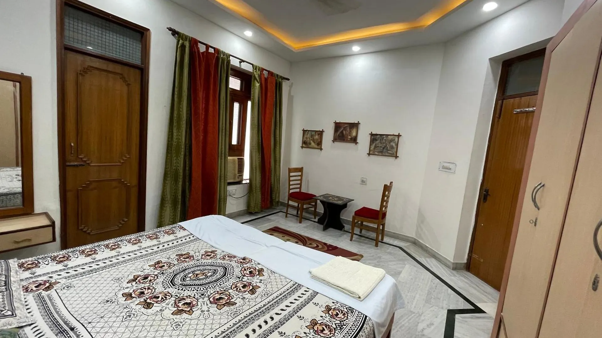 N.Homestay Agra 0*, Agra (Uttar Pradesh) India