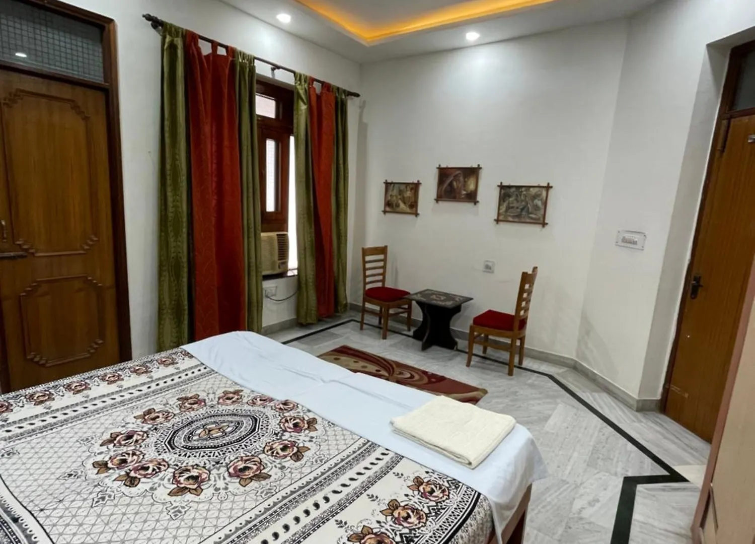 N.Homestay Agra Homestay Agra (Uttar Pradesh)