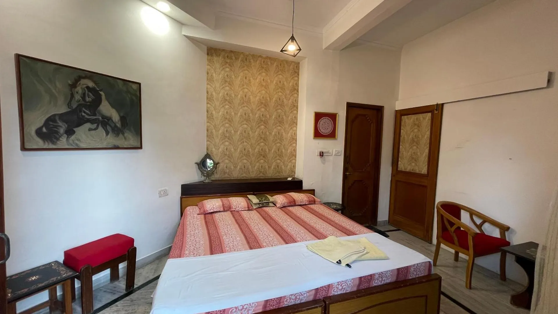 N.Homestay Agra Homestay