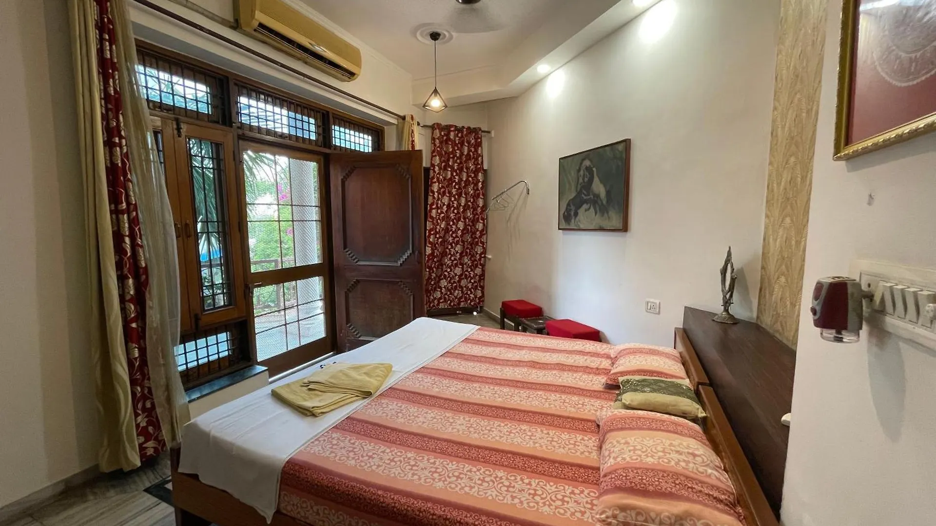 N.Homestay Agra