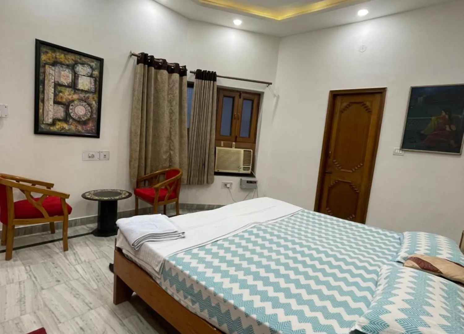 N.Homestay Agra India
