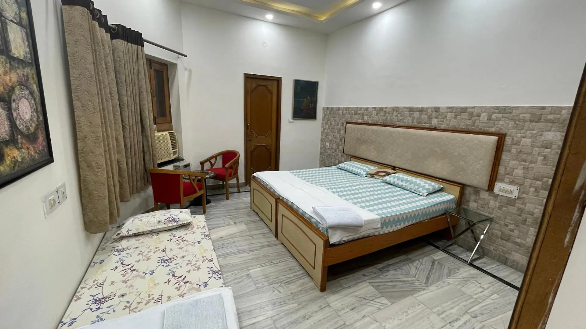 N.Homestay Agra Homestay