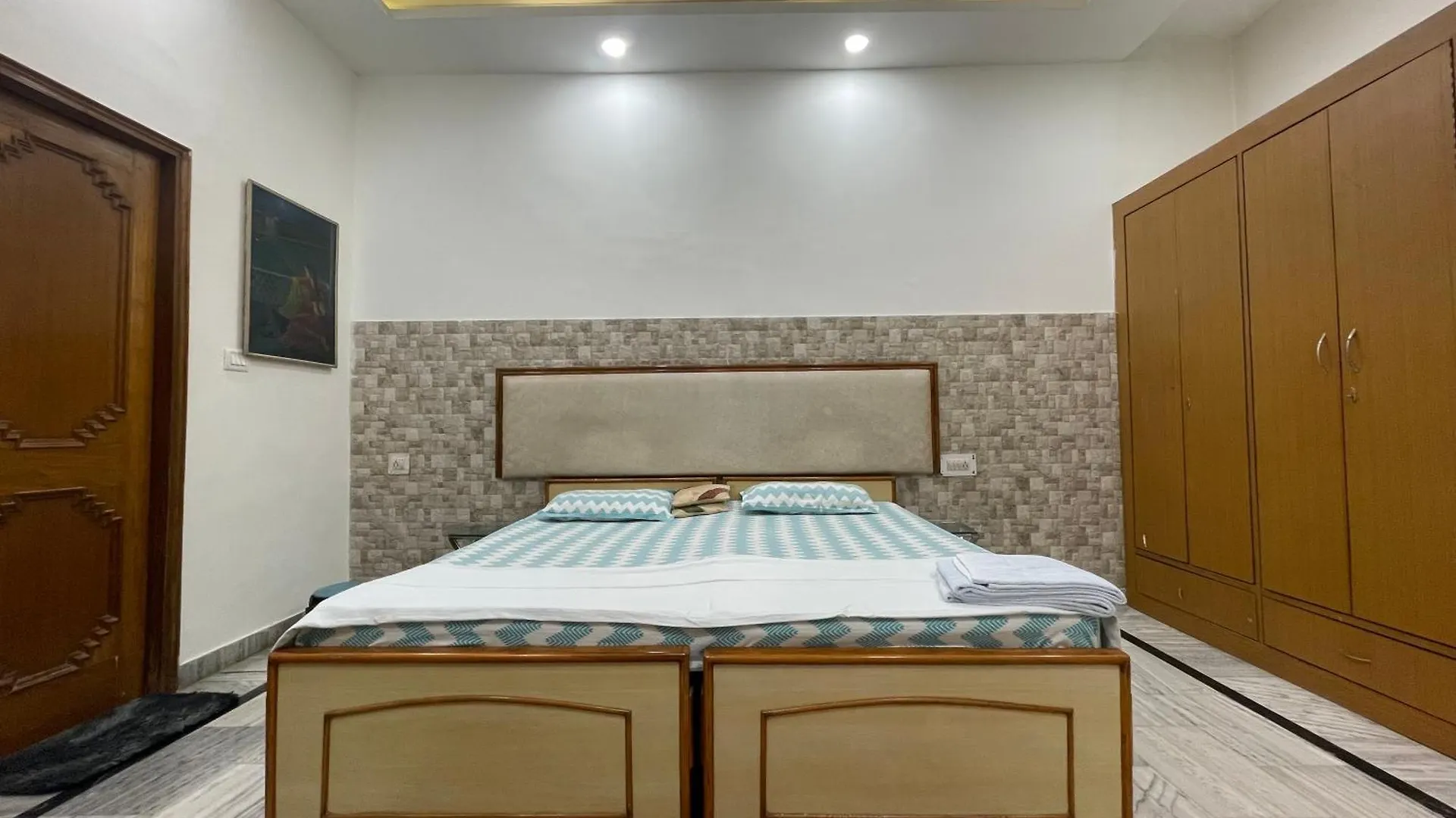 N.Homestay Agra